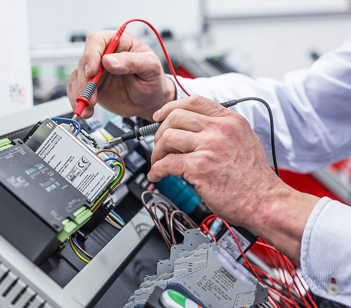 Kompleksowy zakres usług z automatyki i robotyki maszyn